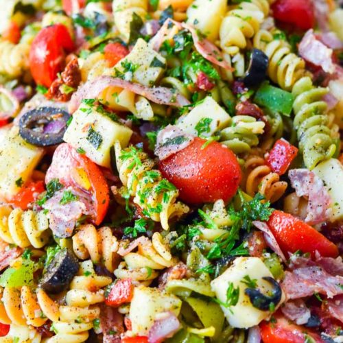 Delicious Pasta Salad with Italian Dressing
